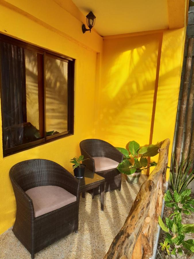Apo Diver Beach Resort San Juan  Luaran gambar
