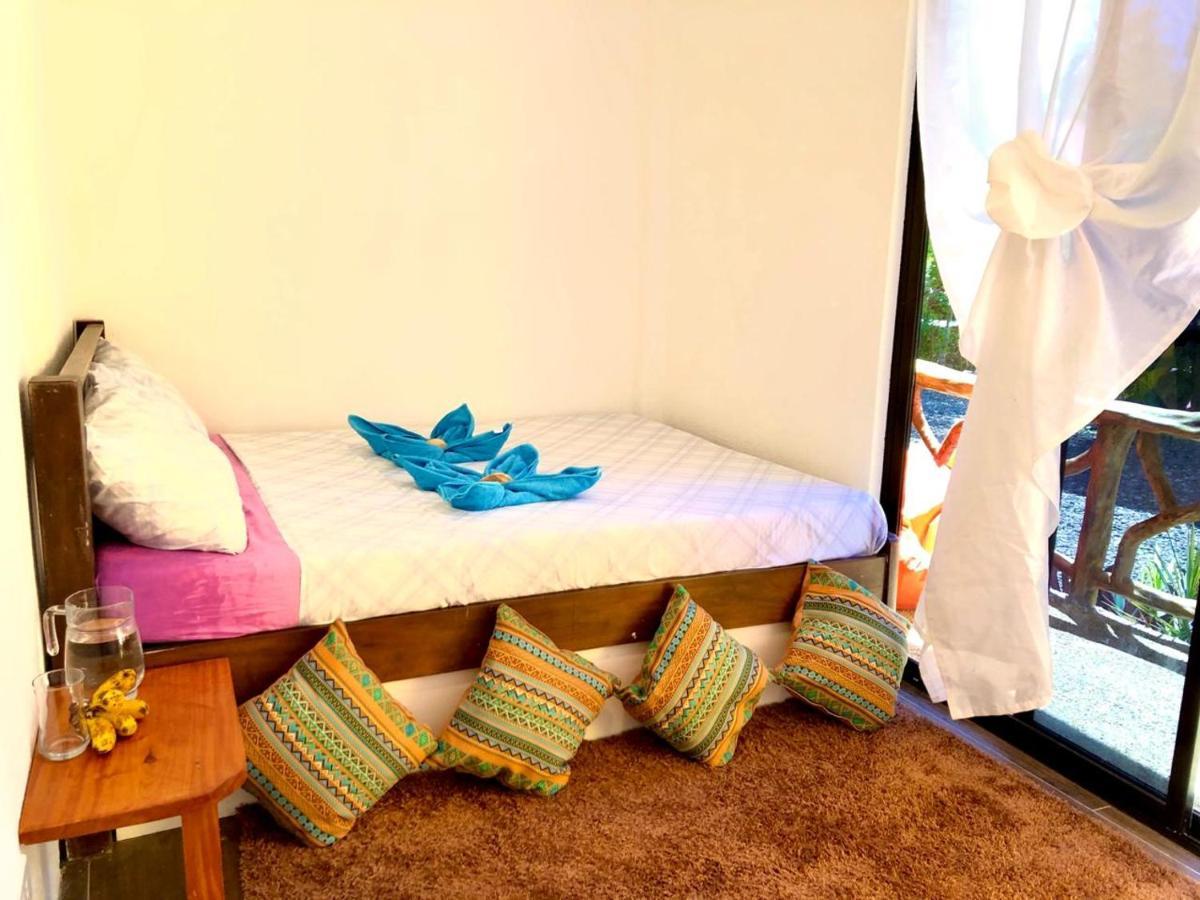Apo Diver Beach Resort San Juan  Luaran gambar