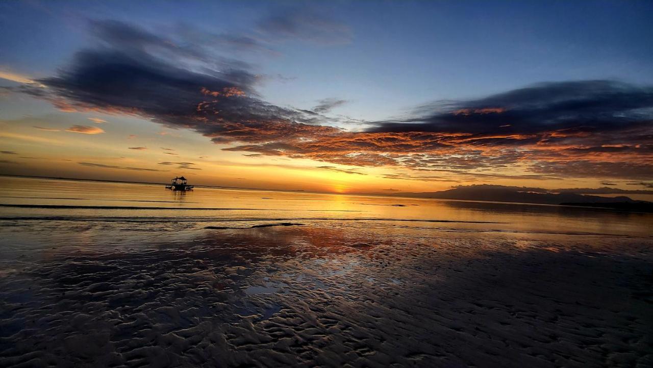 Apo Diver Beach Resort San Juan  Luaran gambar