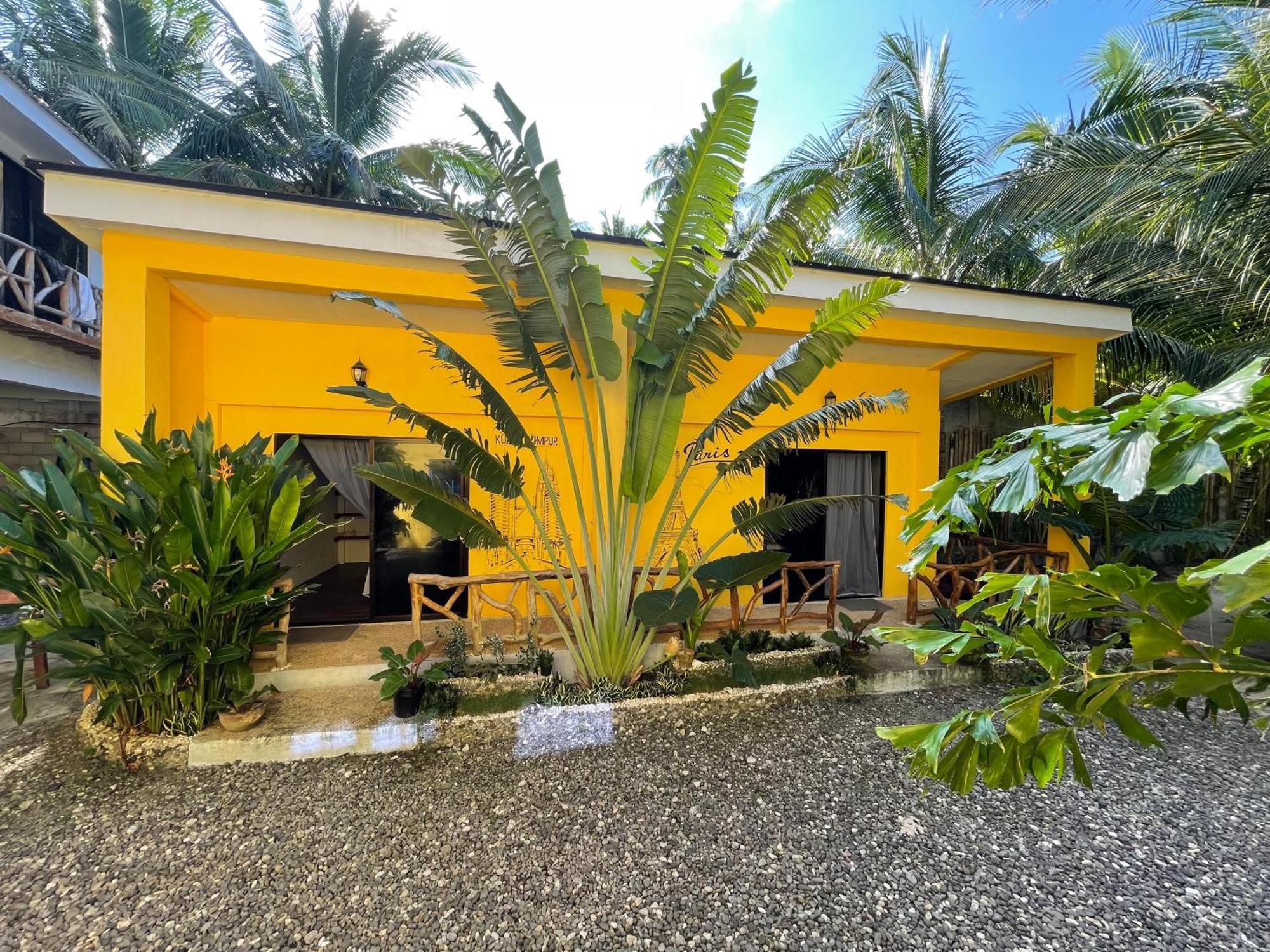 Apo Diver Beach Resort San Juan  Luaran gambar
