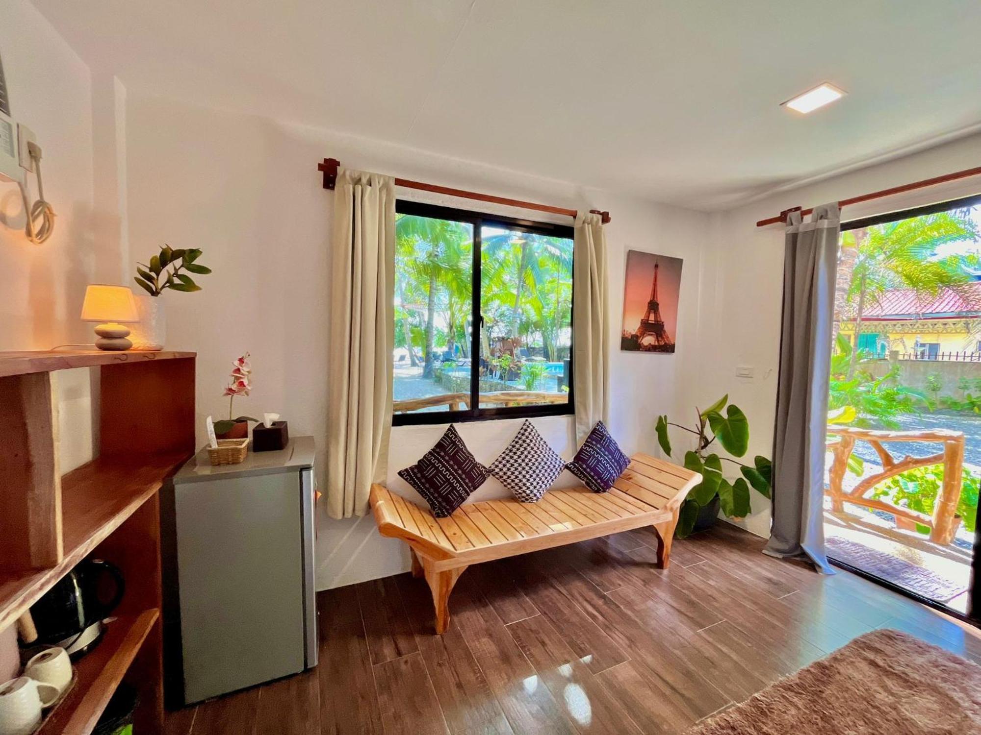 Apo Diver Beach Resort San Juan  Luaran gambar