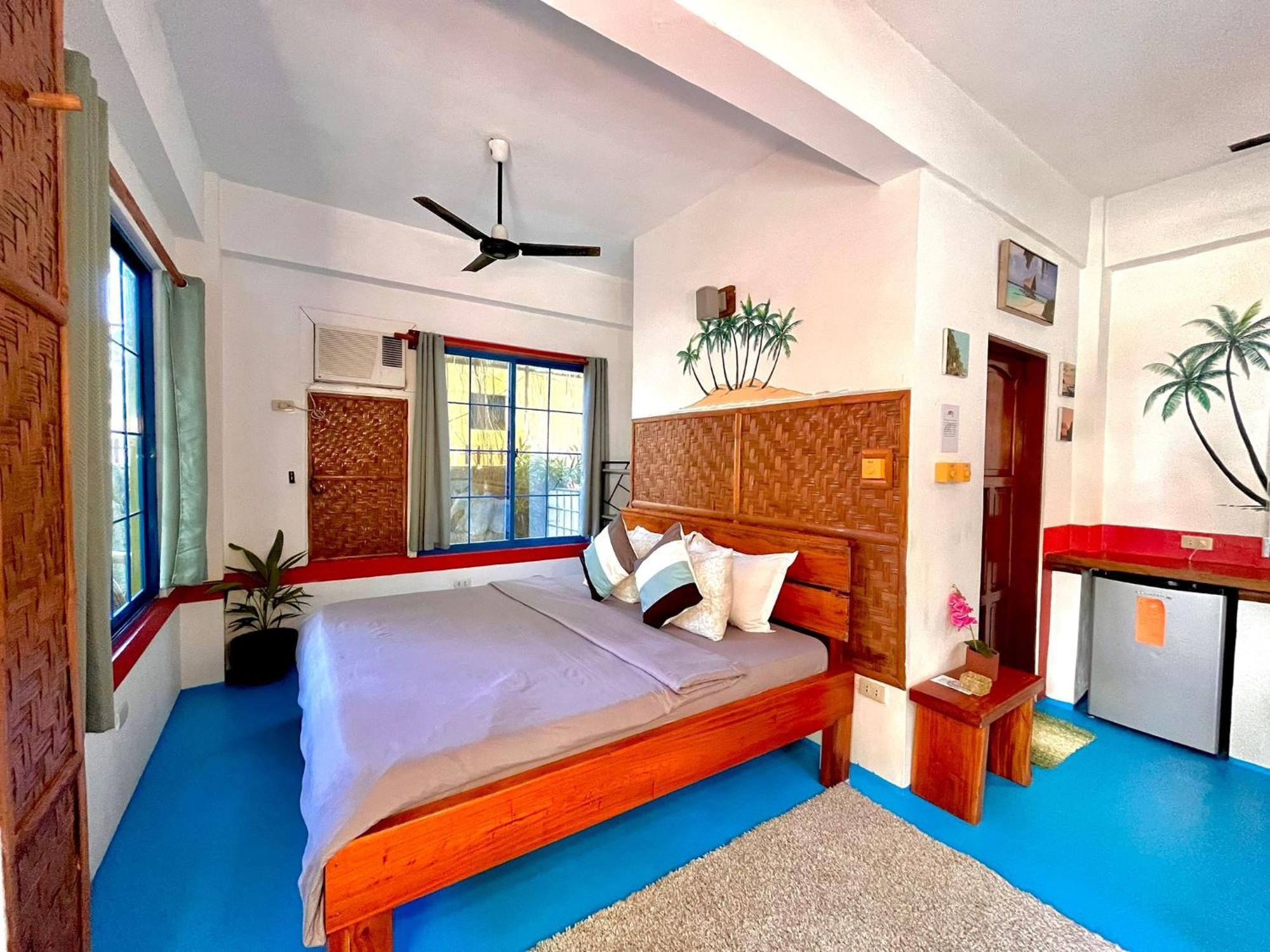 Apo Diver Beach Resort San Juan  Luaran gambar